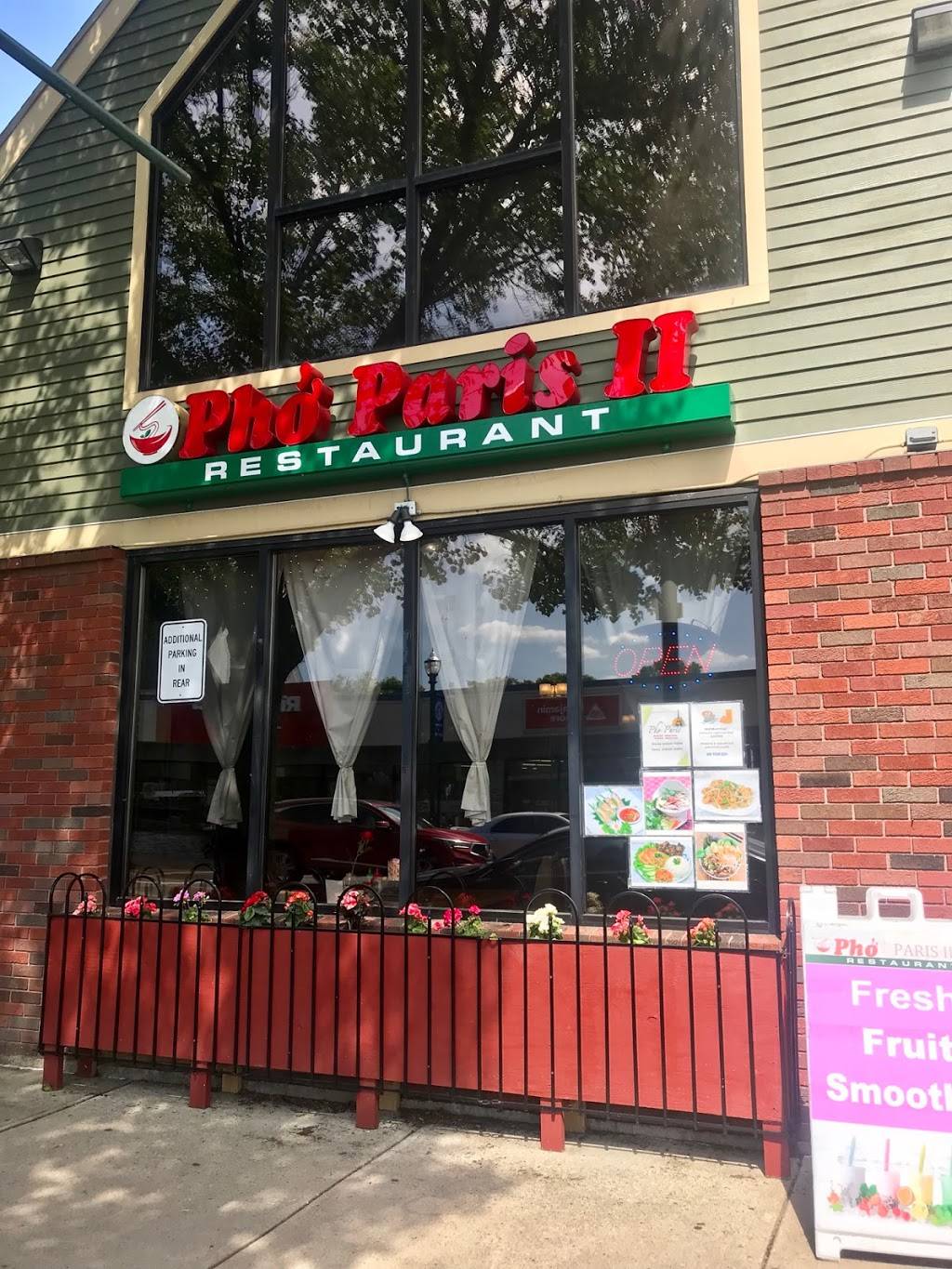 Pho Paris II | restaurant | 906 Washington St, Braintree, MA 02184, USA | 7814283298 OR +1 781-428-3298