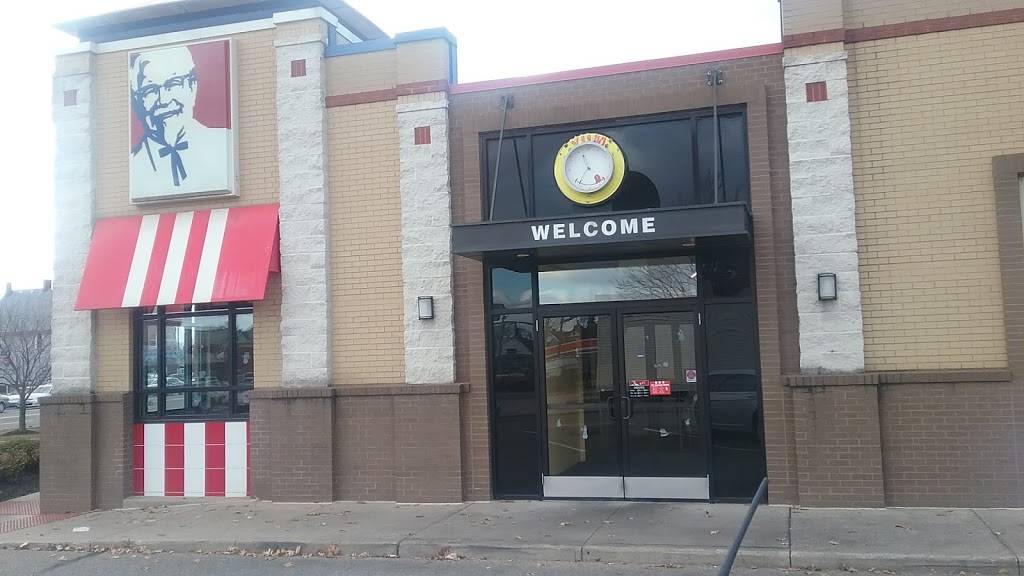 KFC | restaurant | 2303 West Tuscarawas St W, Canton, OH 44708, USA | 3304568111 OR +1 330-456-8111