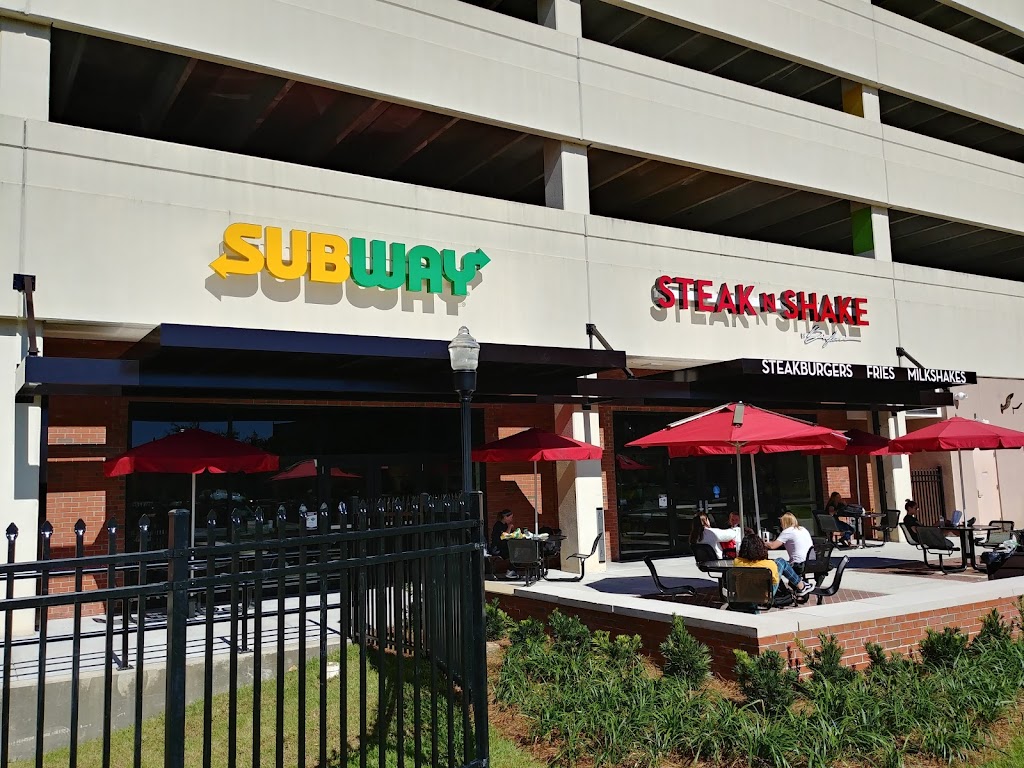 Seminole Dining | restaurant | 104 N Woodward Ave, Tallahassee, FL 32306, USA | 8506443663 OR +1 850-644-3663