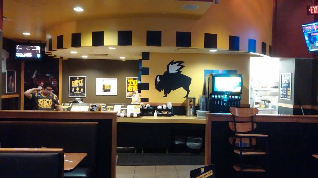 Buffalo Wild Wings | restaurant | 10240 Baltimore Ave, College Park, MD 20740, USA | 3014860333 OR +1 301-486-0333