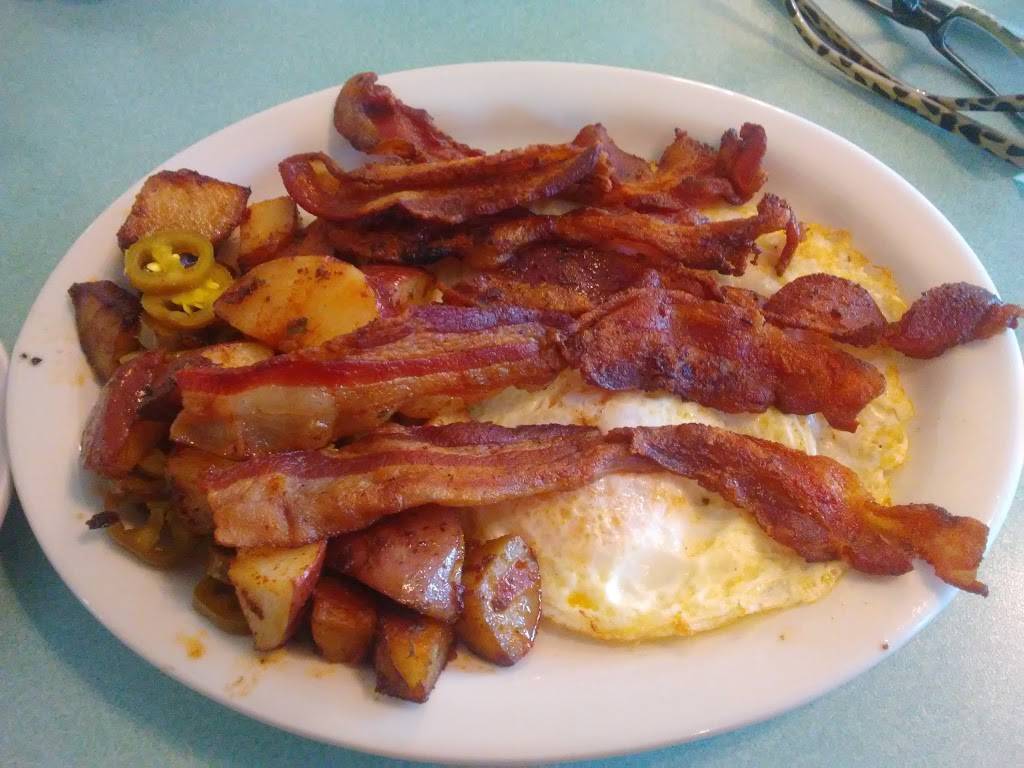 Country Skillet Restaurant | restaurant | 2839 Roosevelt Blvd, Clearwater, FL 33760, USA | 7275391428 OR +1 727-539-1428