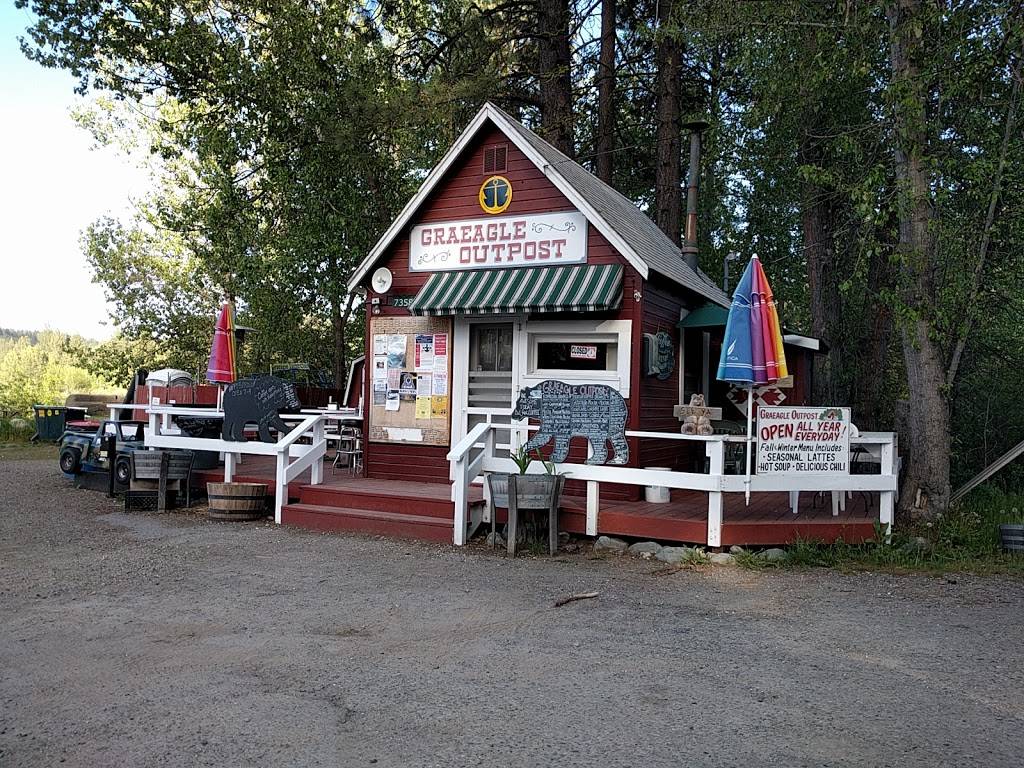 Graeagle Outpost & Yacht Club | restaurant | 7358 CA-89, Graeagle, CA 96103, USA | 5308362414 OR +1 530-836-2414