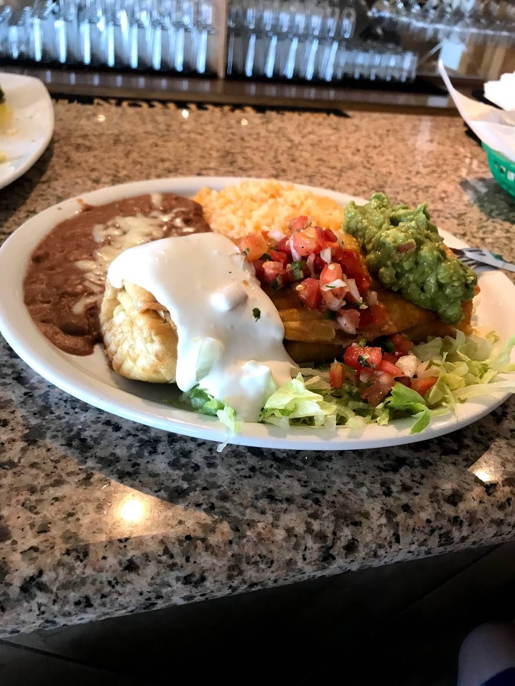 Mariscos El Sinaloense | restaurant | 541 Benicia Rd, Vallejo, CA 94590, USA | 7076522515 OR +1 707-652-2515