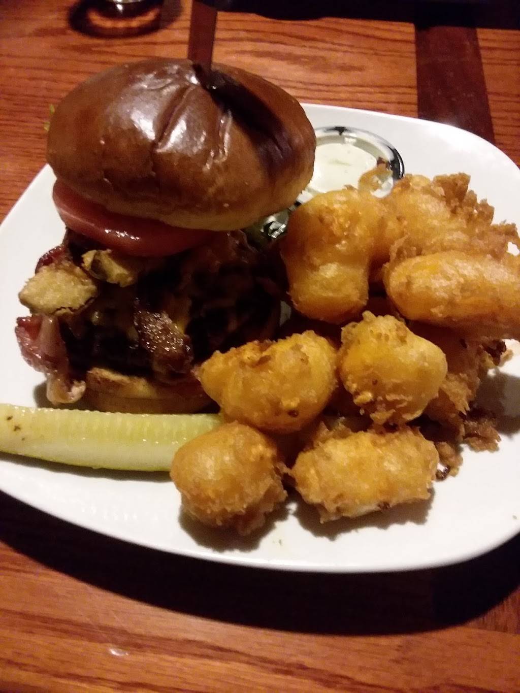 The Ball Room | restaurant | 112 E Cook St, Portage, WI 53901, USA | 6085661454 OR +1 608-566-1454