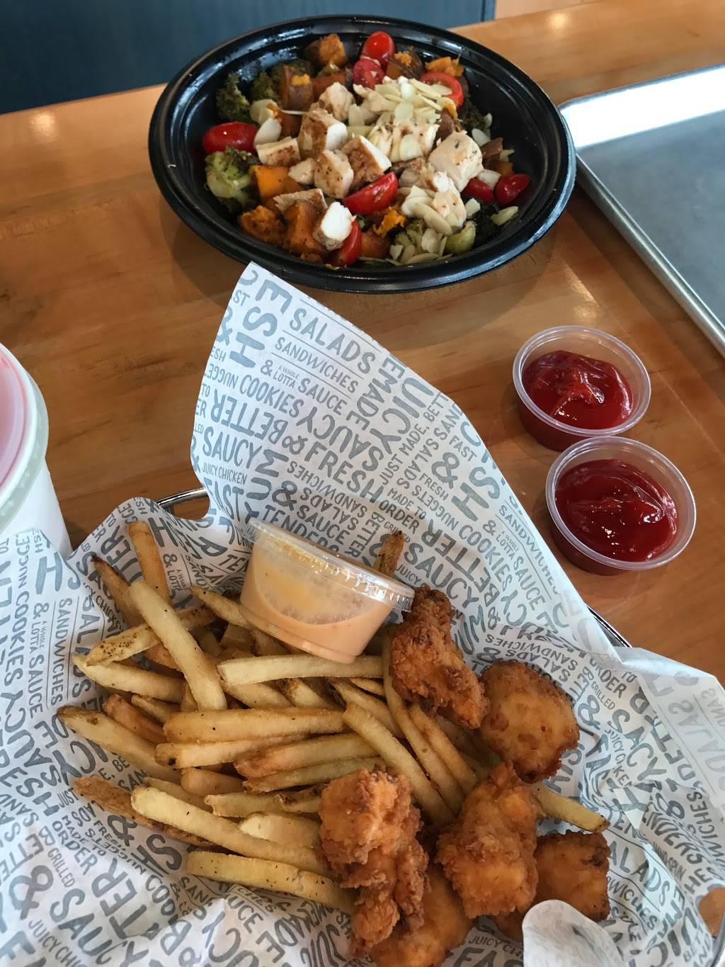 PDQ Restaurant | restaurant | 1660 FL-50, Clermont, FL 34711, USA | 3524840368 OR +1 352-484-0368