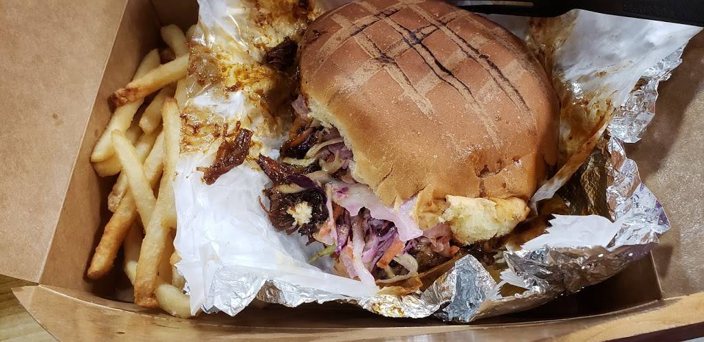 Blue Charcoal Grill | restaurant | 5981 Broadway, Bronx, NY 10471, USA | 3478436475 OR +1 347-843-6475