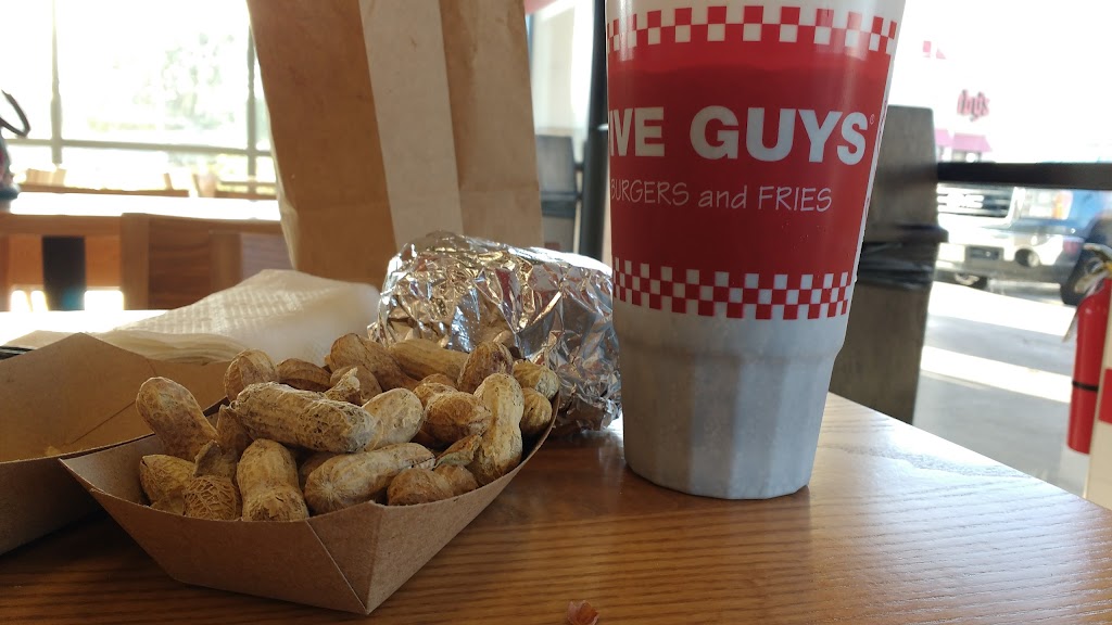 Five Guys | meal takeaway | 1211 E Del Mar Blvd, Laredo, TX 78041, USA | 9564627579 OR +1 956-462-7579