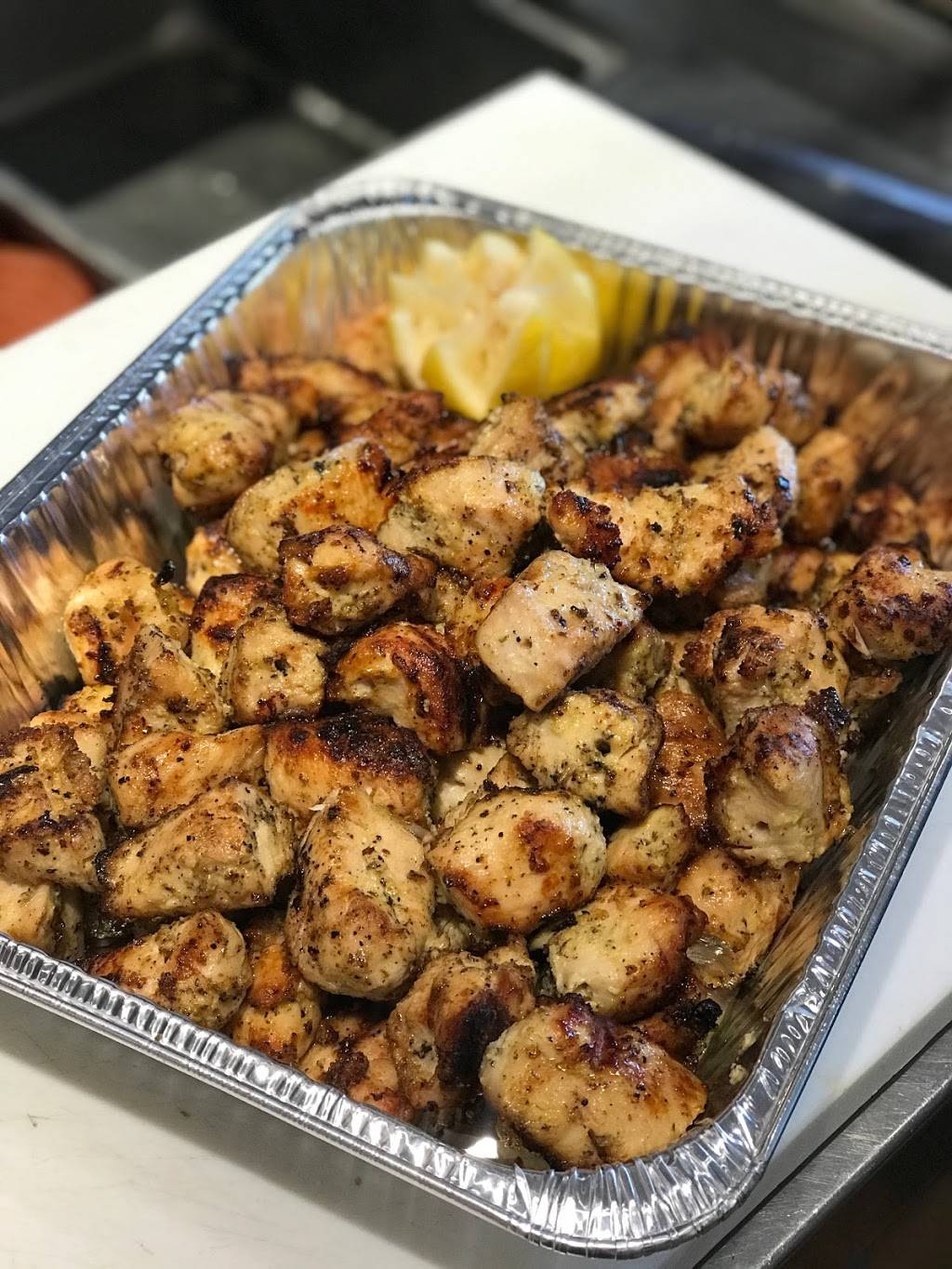 Souvlaki Hut | restaurant | 5304 Dundas St W, Etobicoke, ON M9B 1B2, Canada | 4162333233 OR +1 416-233-3233