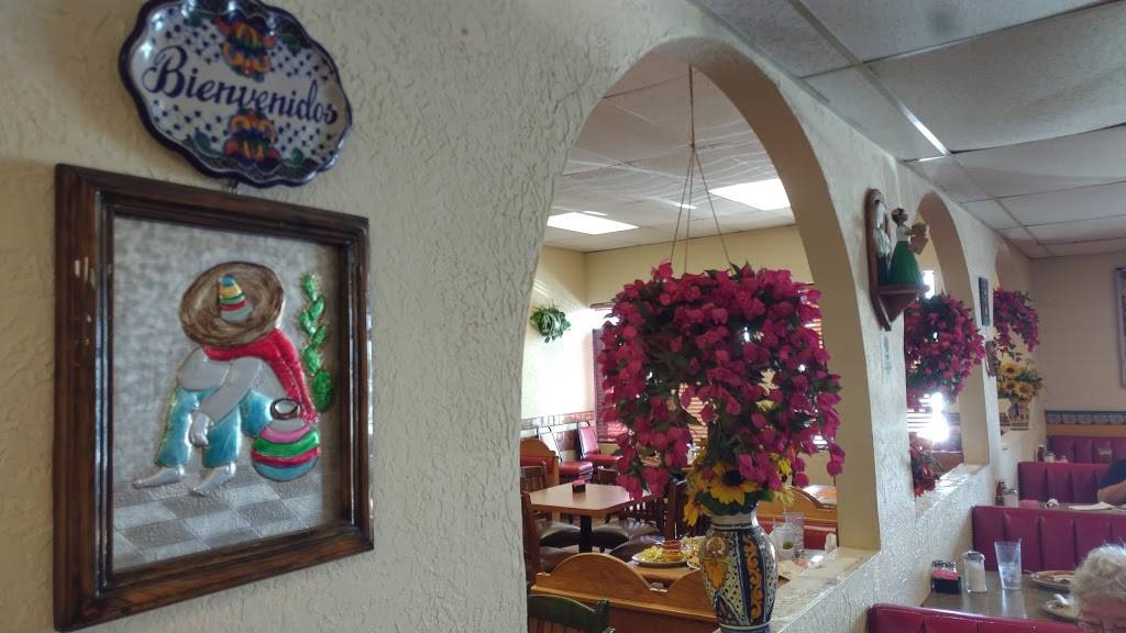 La Malinche | restaurant | 9109 Dyer St G, El Paso, TX 79924, USA | 9157558520 OR +1 915-755-8520