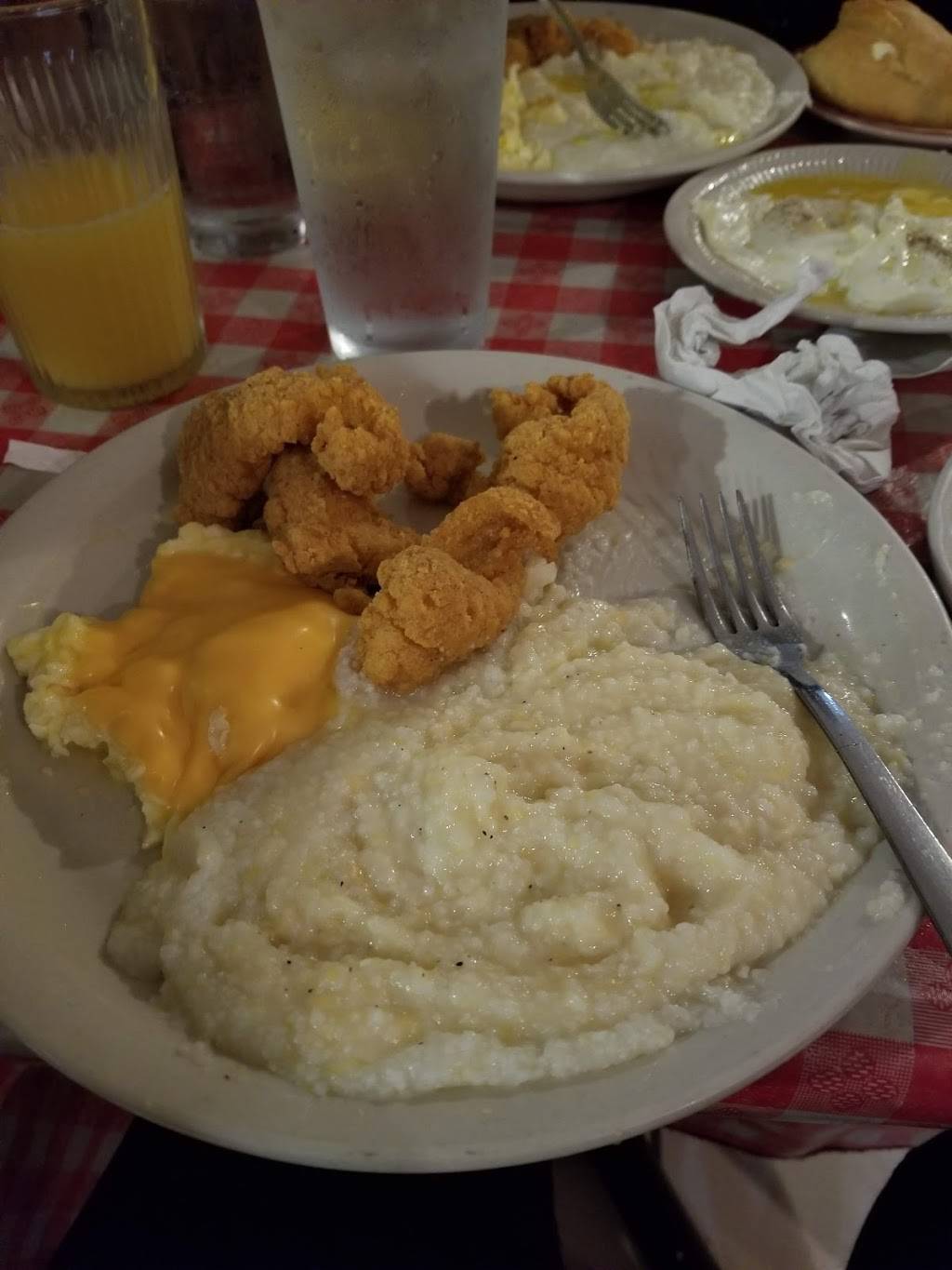 Violas Restaurant and Gospel House | restaurant | 7314 Mistletoe St, Metairie, LA 70003, USA | 5047389571 OR +1 504-738-9571