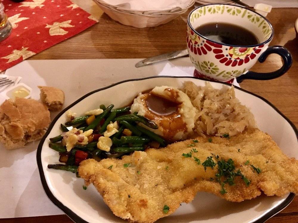 Gasthaus | restaurant | 115 N Dixie Way, Roseland, IN 46637, USA | 5742724287 OR +1 574-272-4287