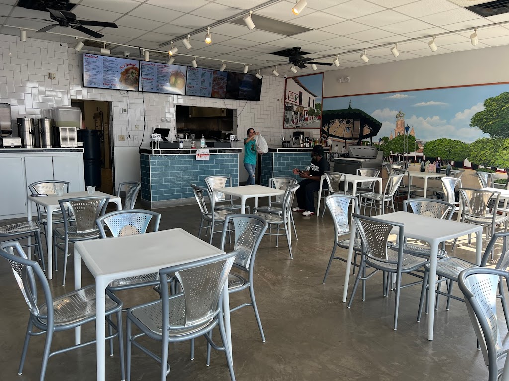 Tacos & Bla Bla Bla | restaurant | 1842 Woodruff Rd, Greenville, SC 29607, USA | 8642361395 OR +1 864-236-1395