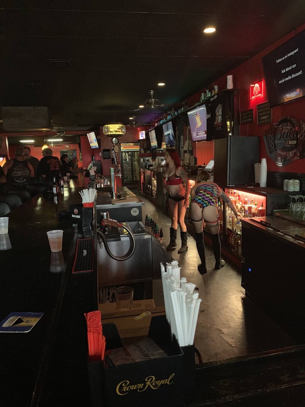 Pool & Brew | restaurant | 561 Beville Rd, South Daytona, FL 32119, USA | 3867611313 OR +1 386-761-1313