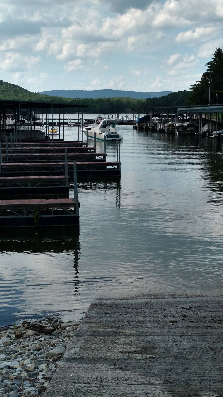 Terrace View Restaurant | restaurant | 3367 Euchee Chapel Rd, Spring City, TN 37381, USA | 4233657021 OR +1 423-365-7021