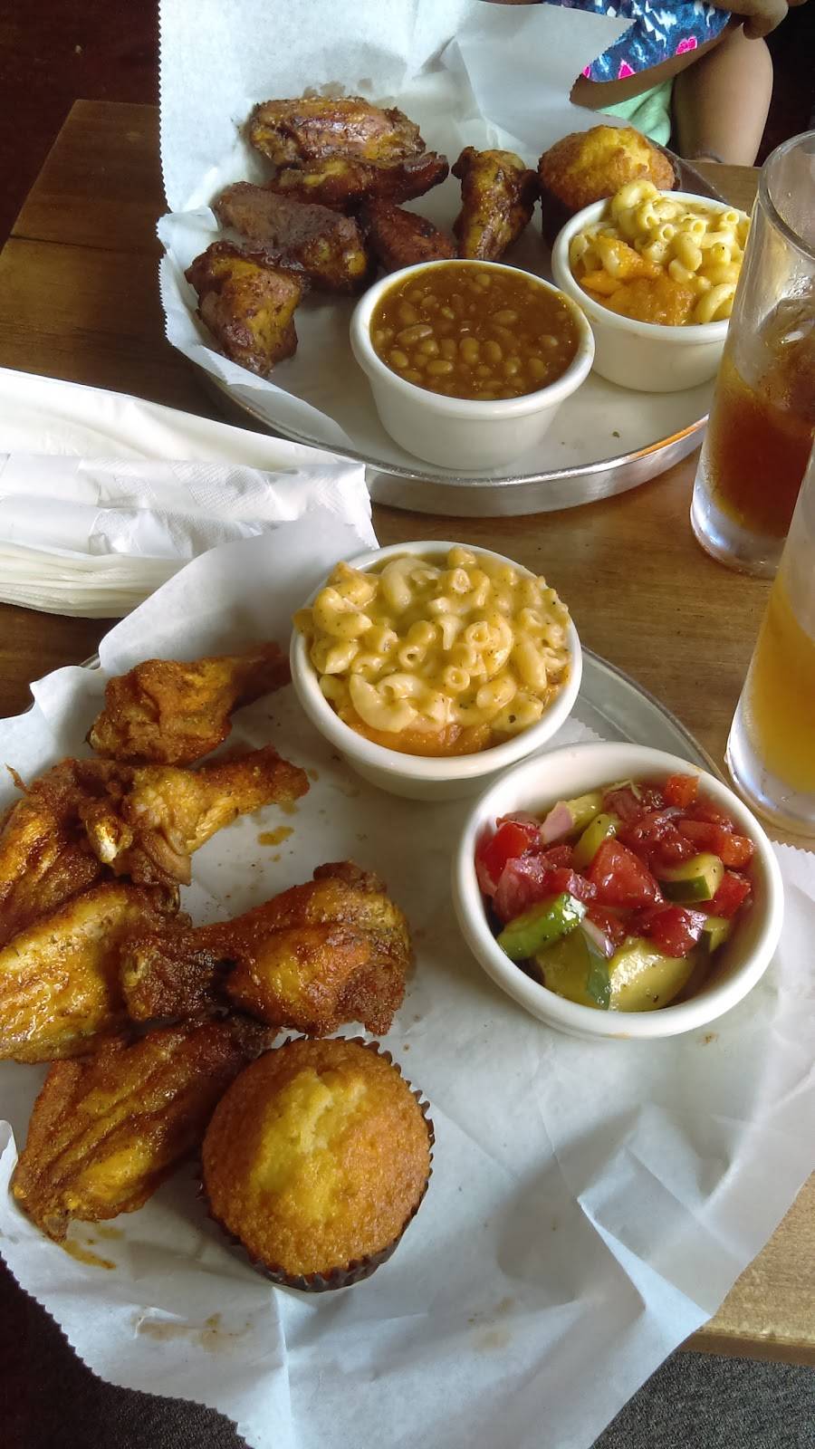 Tom, Dick & Hank | restaurant | 191 Ralph David Abernathy Blvd SW, Atlanta, GA 30312, USA | 4043433774 OR +1 404-343-3774