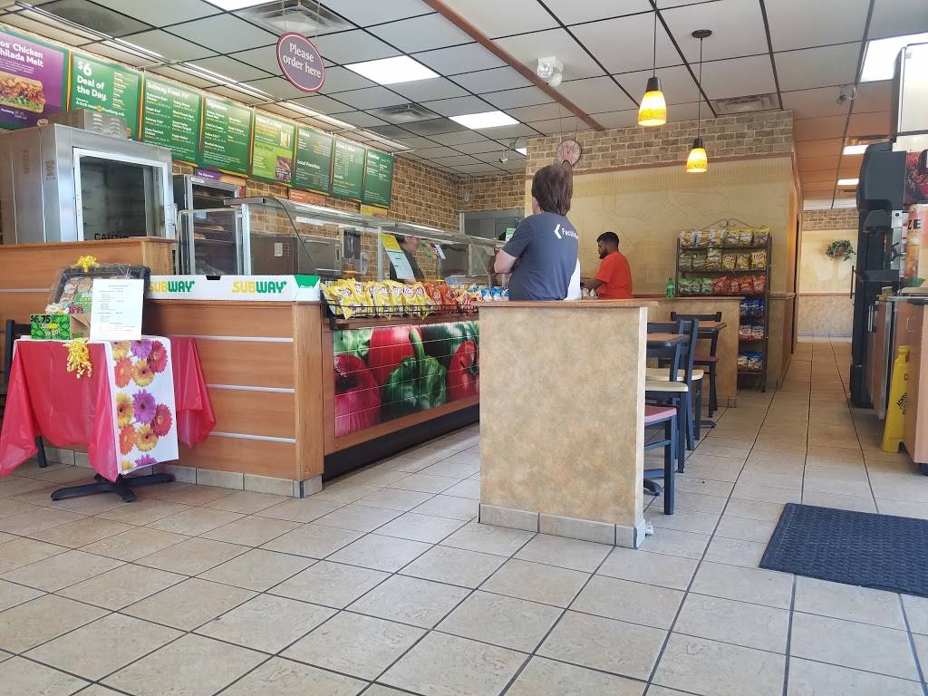 Subway Restaurants | restaurant | 5907 John R Rd, Troy, MI 48085, USA | 2488288422 OR +1 248-828-8422