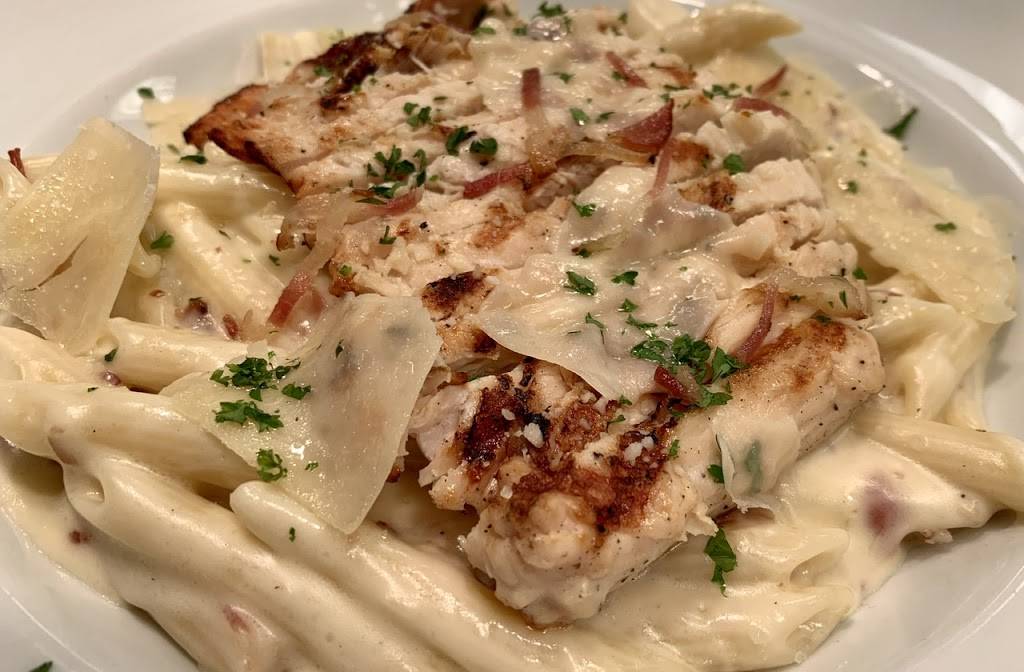 Garden Grille & Bar | restaurant | 12210 N Executive Drive, Edinburgh, IN 46124, USA | 8125268600 OR +1 812-526-8600