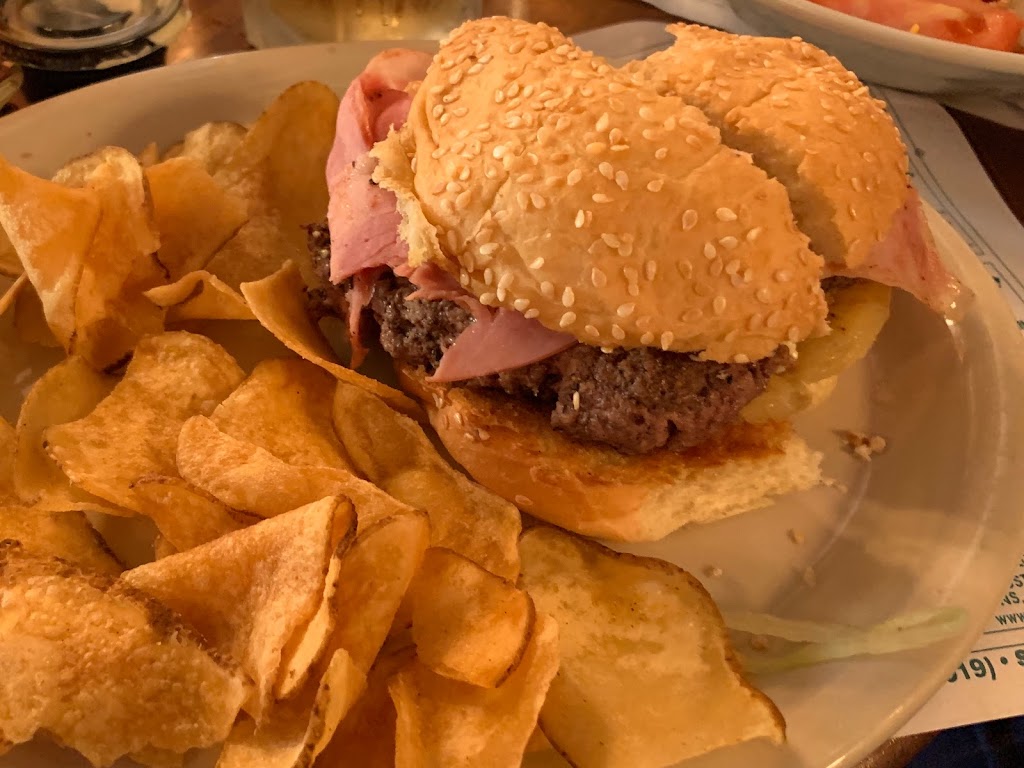 Brown Bear | restaurant | 278 S Hancock St, Pentwater, MI 49449, USA | 2318695444 OR +1 231-869-5444