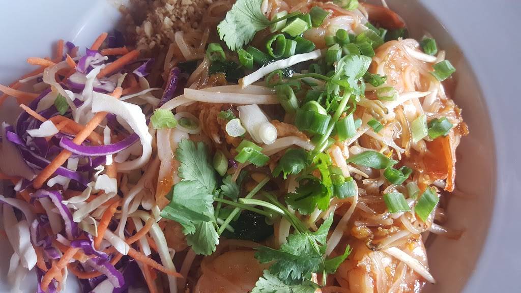 Thai Chili | restaurant | 1007 Calimesa Blvd # A, Calimesa, CA 92320, USA | 9097951288 OR +1 909-795-1288