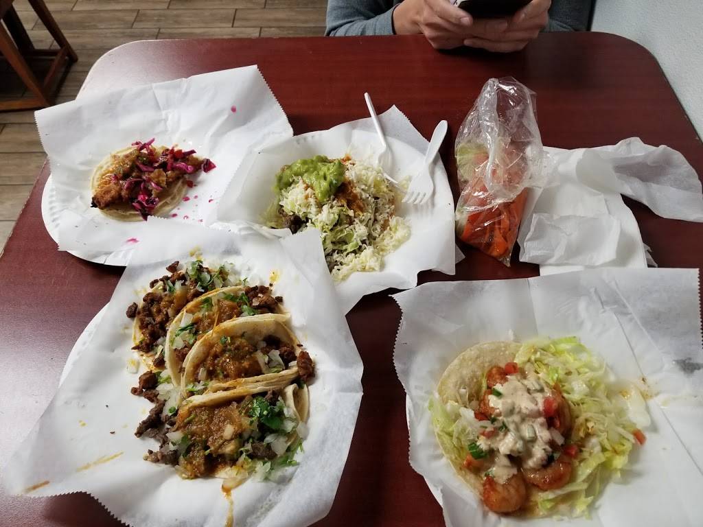 Lax Tacos | restaurant | 543 W Arbor Vitae St, Inglewood, CA 90301, USA | 3104123903 OR +1 310-412-3903