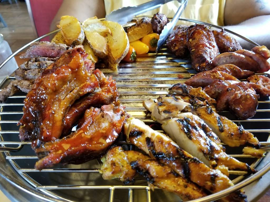 Smokey Bones Bar & Fire Grill | meal takeaway | 1000 WP Ball Blvd, Sanford, FL 32771, USA | 4076888227 OR +1 407-688-8227