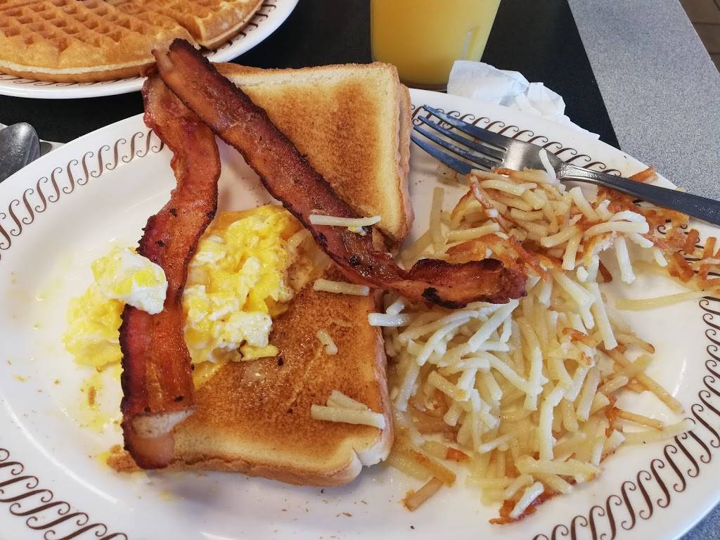 Waffle House | meal takeaway | 112 Cherokee Crossing, Whittier, NC 28789, USA | 8284976226 OR +1 828-497-6226
