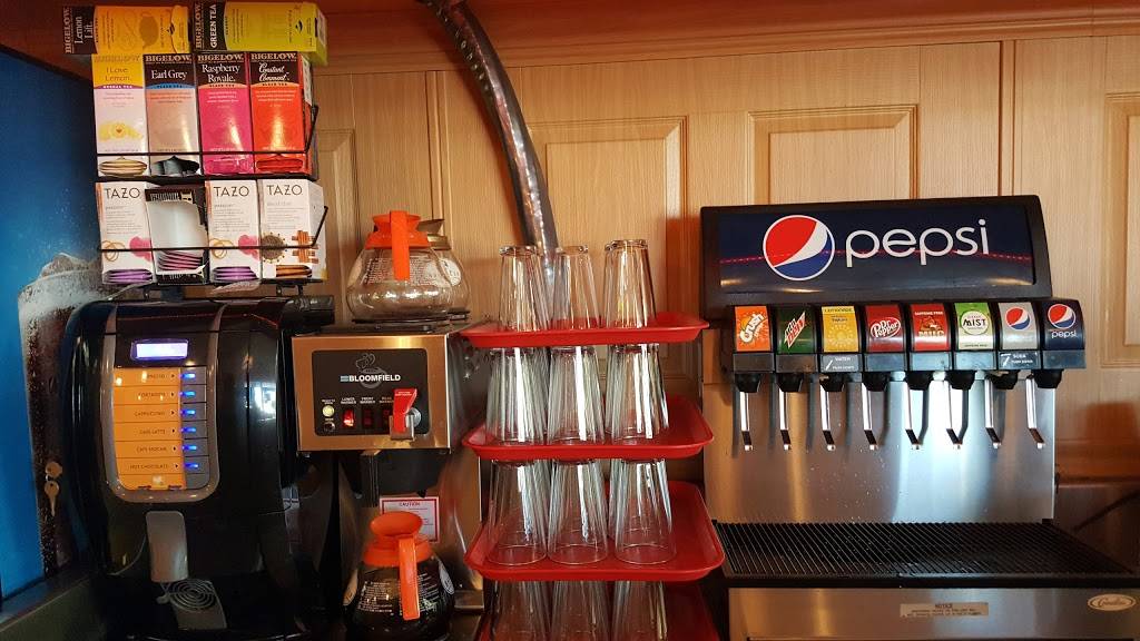 Ronis Café | restaurant | 7139, 2833 Bee Ridge Rd, Sarasota, FL 34239, USA | 9419264461 OR +1 941-926-4461