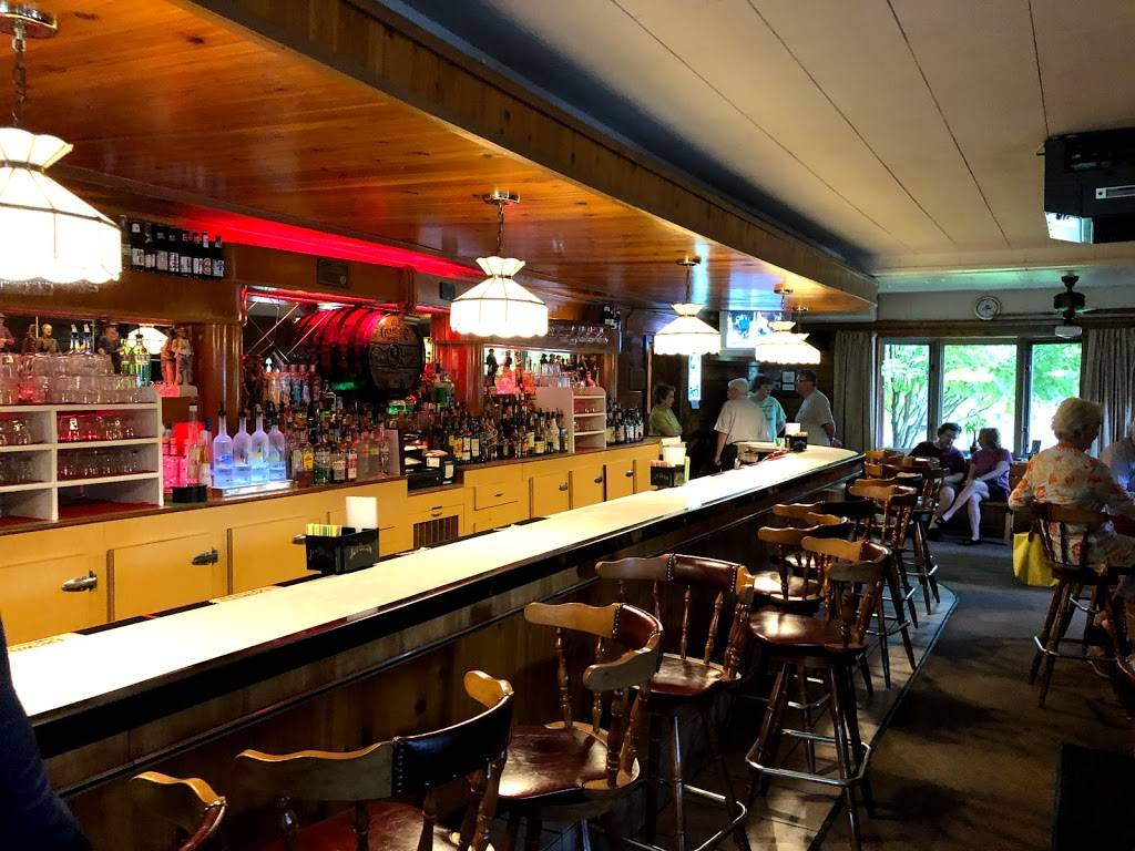 Greenwood Supper Club | restaurant | 9087 Co Rd A, Fish Creek, WI 54212, USA | 9208392451 OR +1 920-839-2451