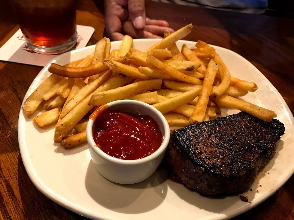 Outback Steakhouse | restaurant | 6520 Signature Dr, Louisville, KY 40213, USA | 5029648383 OR +1 502-964-8383