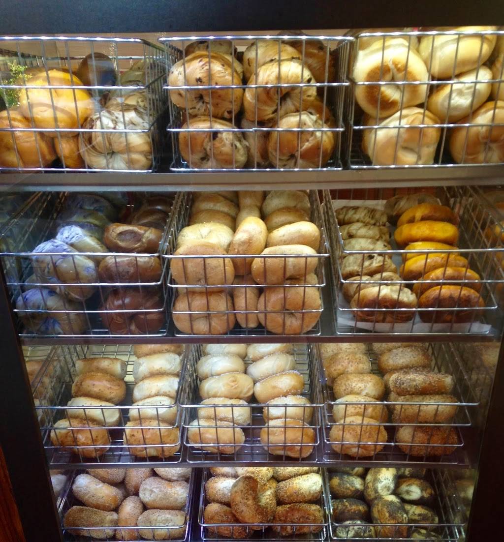 Ridge Bagel & Cafe | cafe | 55 S Maple Ave, Basking Ridge, NJ 07920, USA | 9083404690 OR +1 908-340-4690
