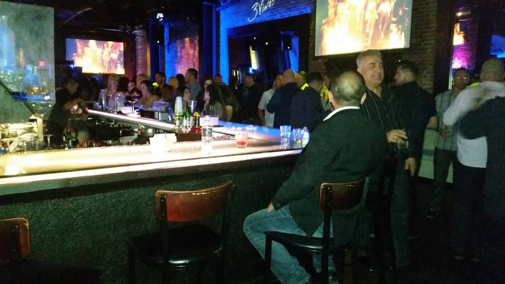 3 Vinos | restaurant | 201 N Citrus Ave, Covina, CA 91723, USA | 6266530700 OR +1 626-653-0700