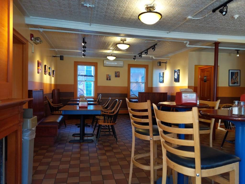 Harvest Moon Deli | restaurant | 72 Columbia St, Bangor, ME 04401, USA | 2079473354 OR +1 207-947-3354