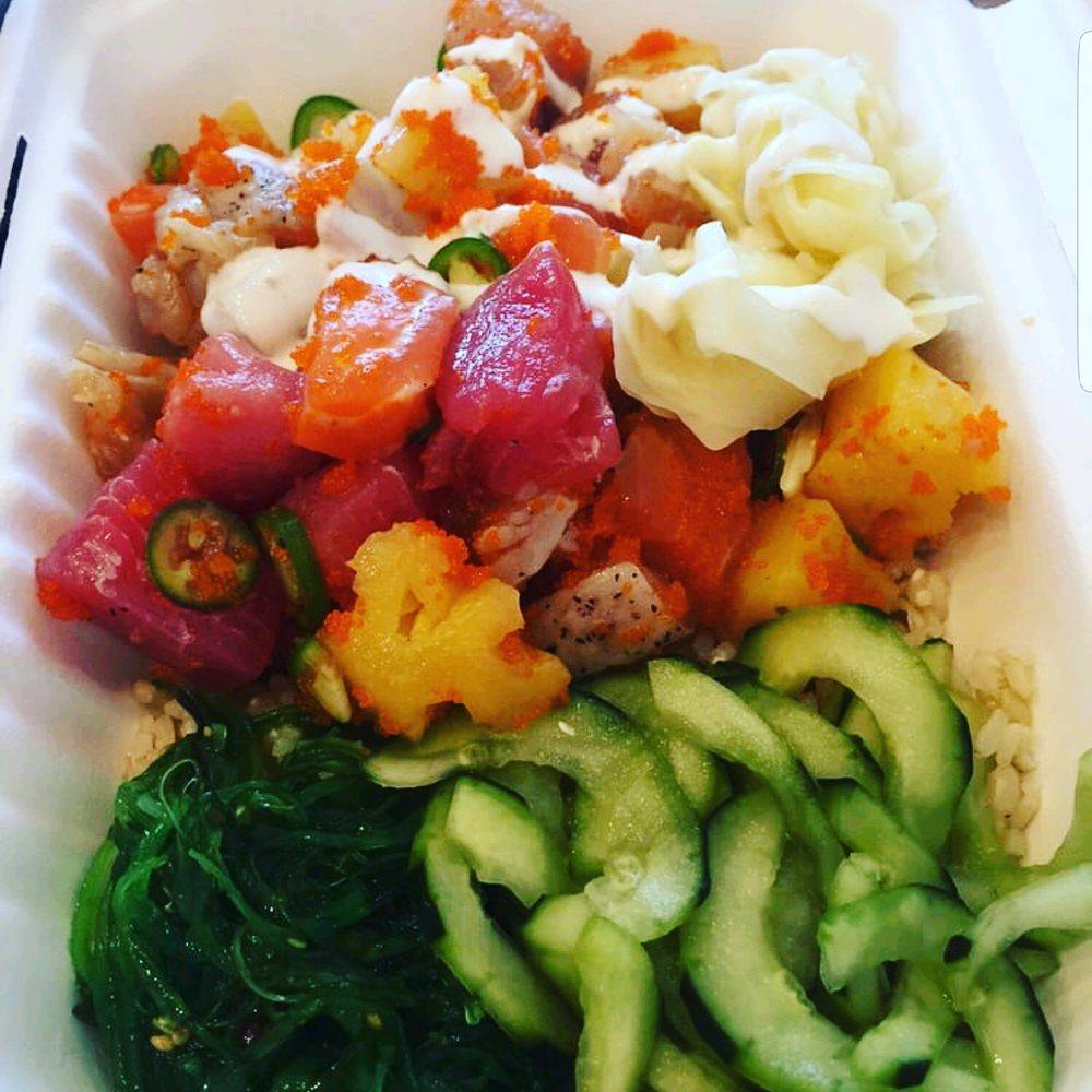 Point Break Poke and Grill | restaurant | 7217 Melrose Ave, Los Angeles, CA 90046, USA | 3237465777 OR +1 323-746-5777