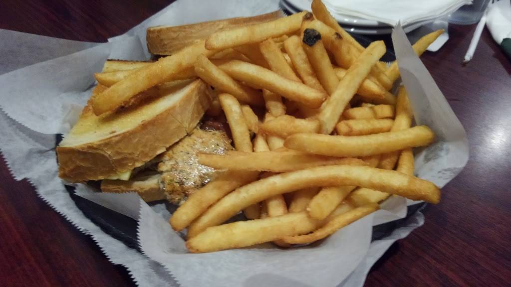 Eagles Bar & Grill | restaurant | 50640 Waterside Dr, New Baltimore, MI 48051, USA | 5869499600 OR +1 586-949-9600