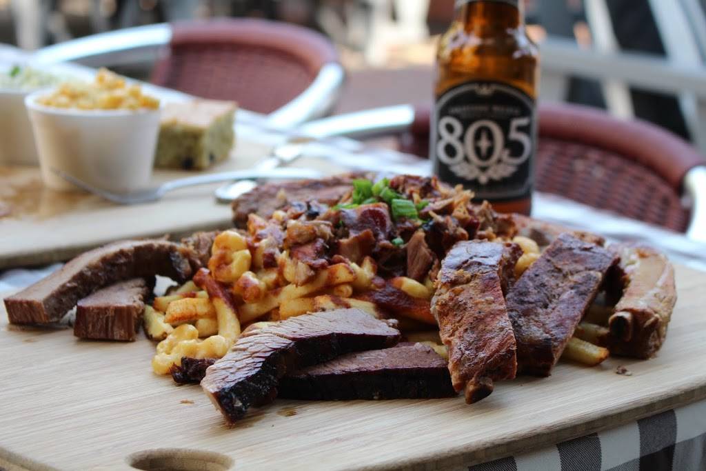 Beach Pit BBQ | restaurant | 1676 Tustin Ave, Costa Mesa, CA 92627, USA | 9496457427 OR +1 949-645-7427