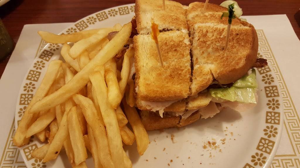 Chris Restaurant | restaurant | 2812 W Erie Ave, Lorain, OH 44053, USA | 4402455822 OR +1 440-245-5822