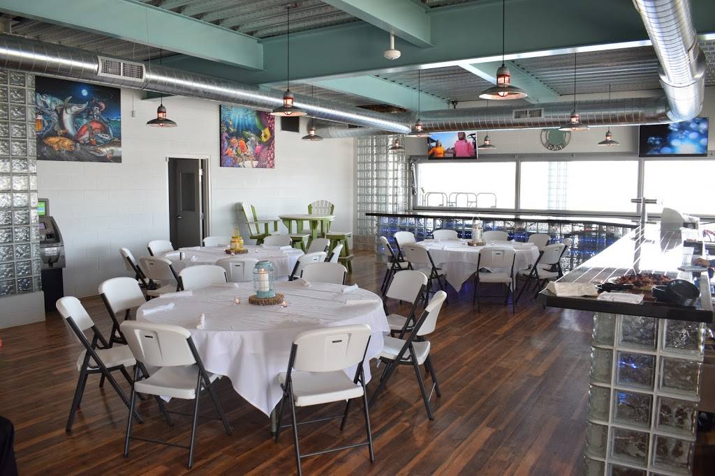 Snappers & Parks Boat Club | restaurant | 24457 Stake Out Rd, Okoboji, IA 51355, USA | 7123328293 OR +1 712-332-8293