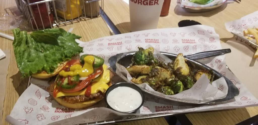 Smashburger | restaurant | 6919 Orchard Lake Rd, West Bloomfield Township, MI 48322, USA | 2487372960 OR +1 248-737-2960