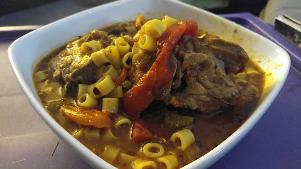 Busy Bee Drive-In | restaurant | 811 Crossland Ave, Clarksville, TN 37040, USA | 9316471808 OR +1 931-647-1808