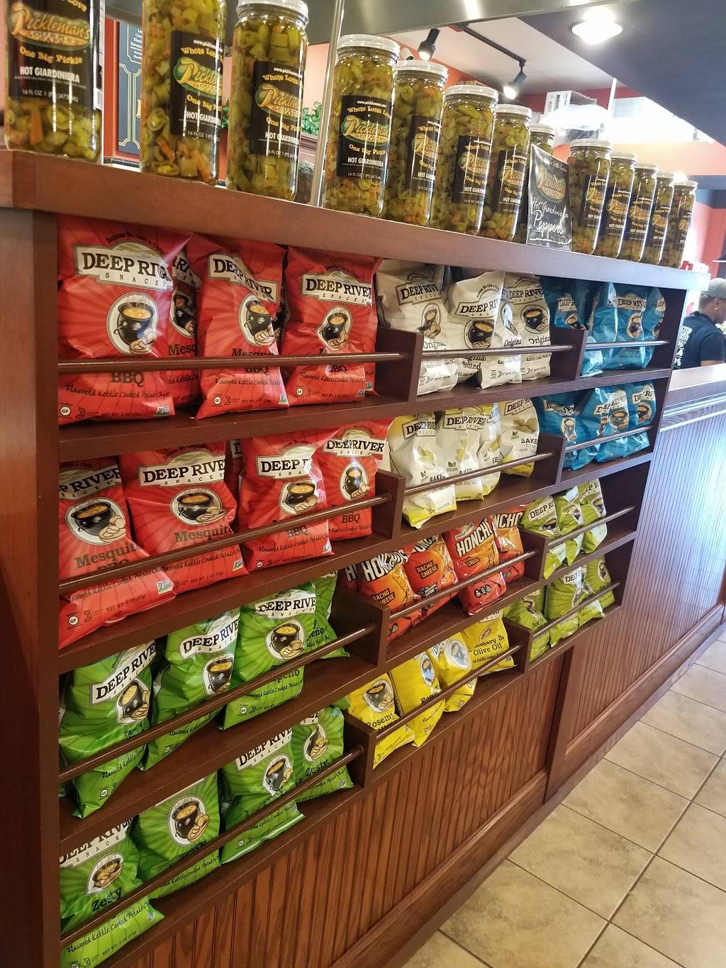 Picklemans Gourmet Cafe Clayton | meal delivery | 20 N Central Ave, Clayton, MO 63105, USA | 3148622224 OR +1 314-862-2224