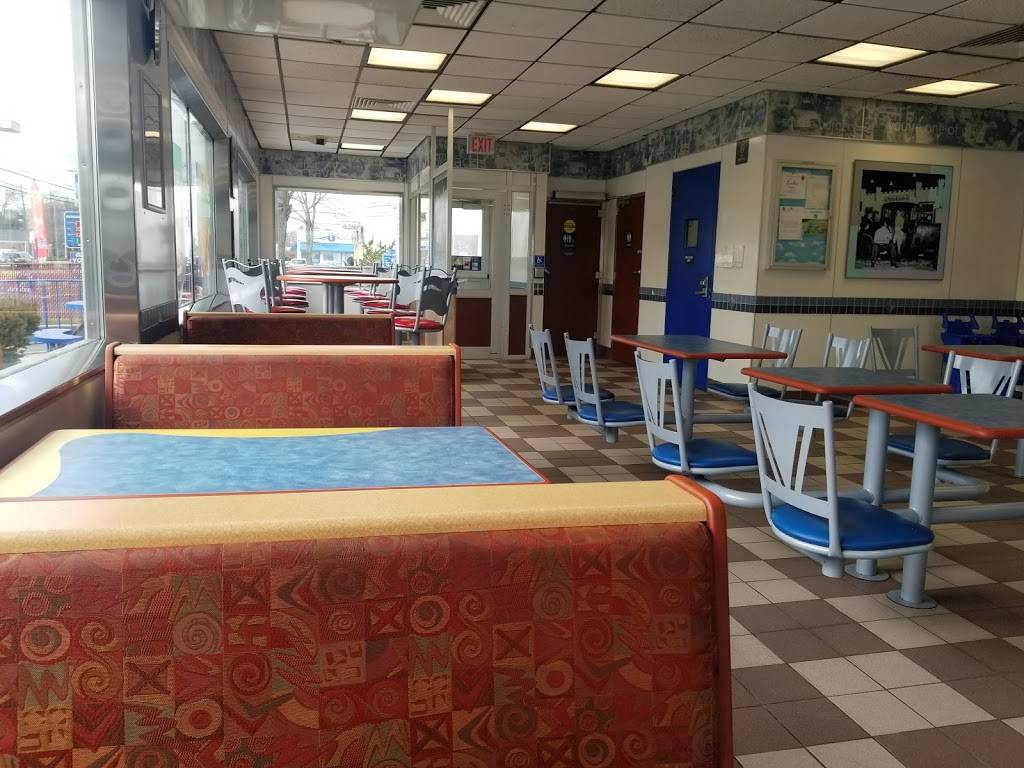 White Castle | restaurant | 540 Walt Whitman Rd, Huntington Station, NY 11747, USA | 6316733838 OR +1 631-673-3838