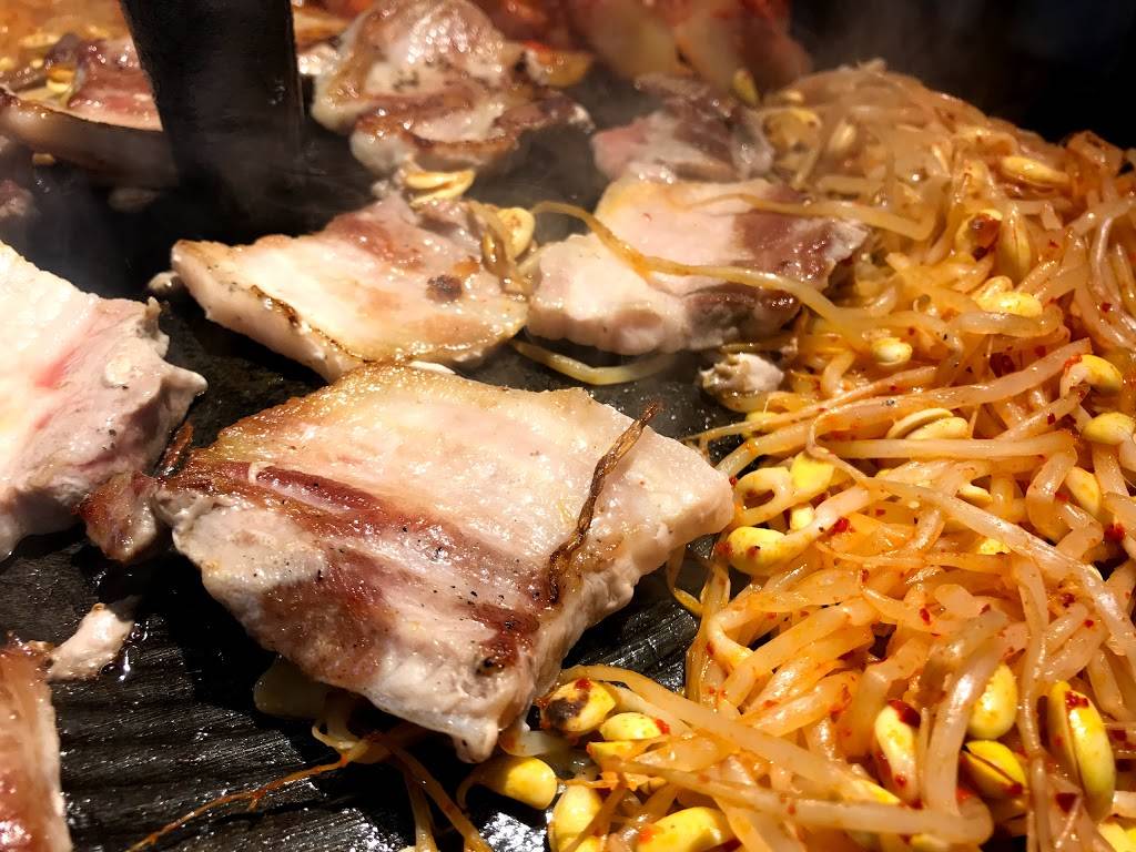 Wako Honey Pig | restaurant | 7212 Orangethorpe Ave, Buena Park, CA 90621, USA | 7147394504 OR +1 714-739-4504