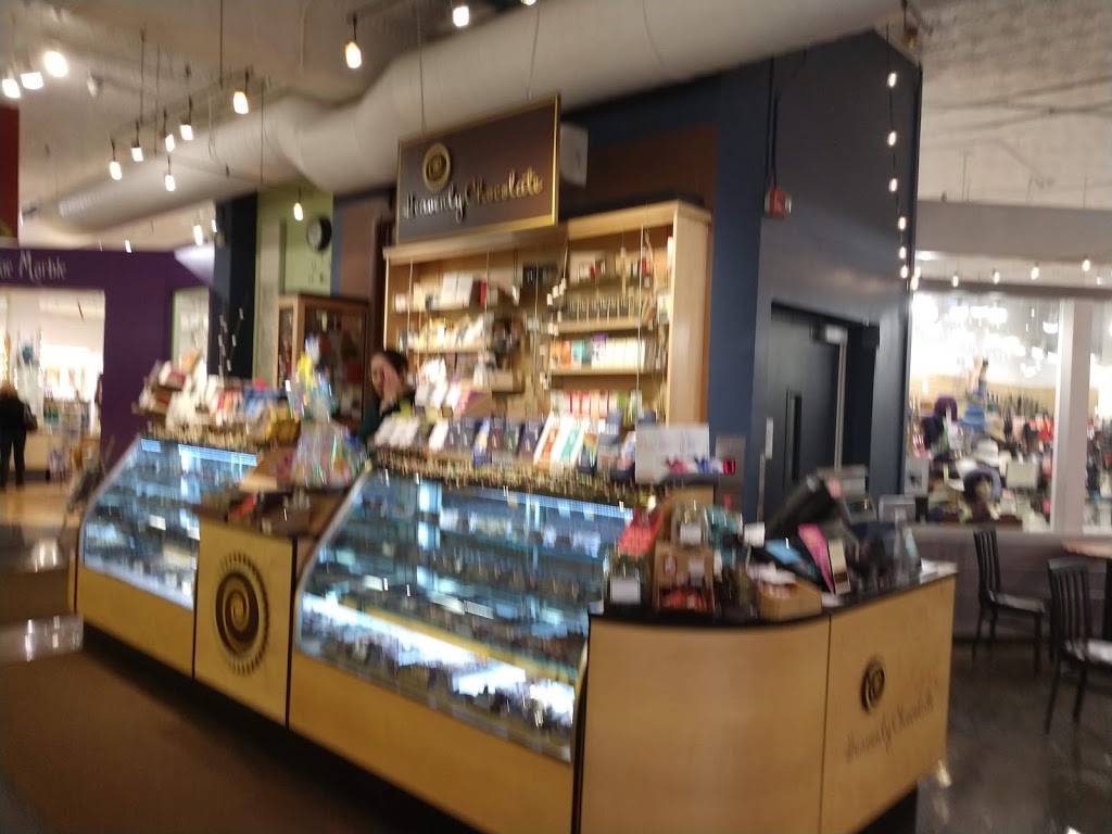 Thornes Marketplace | shopping mall | 150 Main St, Northampton, MA 01060, USA | 4136505928 OR +1 413-650-5928