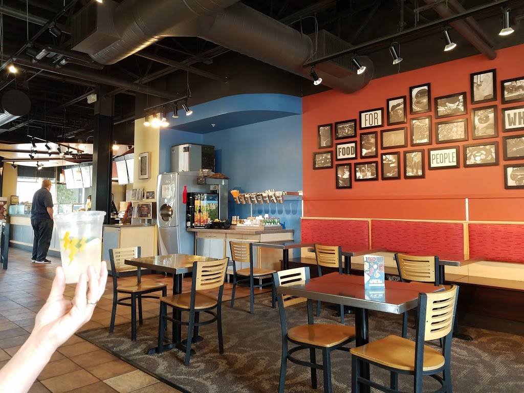 QDOBA Mexican Eats | restaurant | 200 Quebec St Building 600, Suite 115, Denver, CO 80230, USA | 7208570117 OR +1 720-857-0117