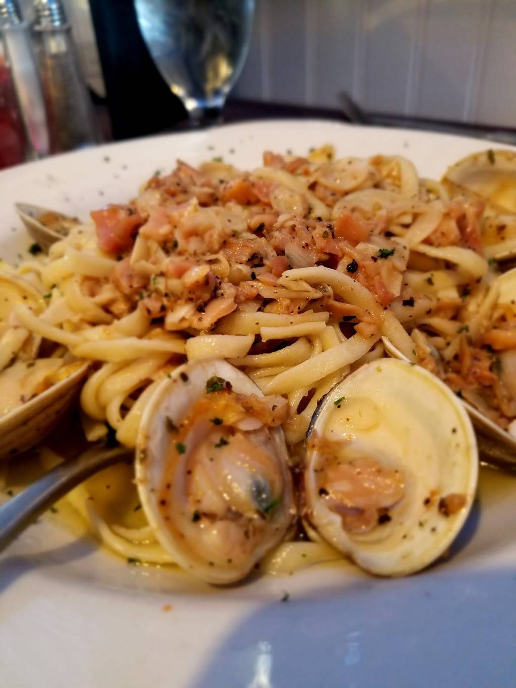 Cafe Z | restaurant | 2333 Morris Ave, Union, NJ 07083, USA | 9086864321 OR +1 908-686-4321