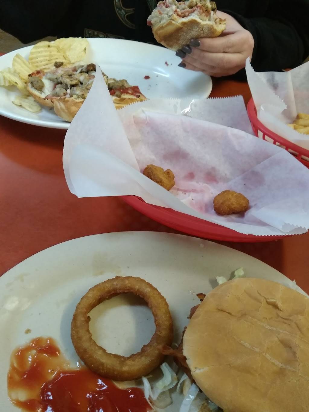 Mama Nois Pizza | restaurant | 1007 N Main St, Norwood, NC 28128, USA | 7044740159 OR +1 704-474-0159