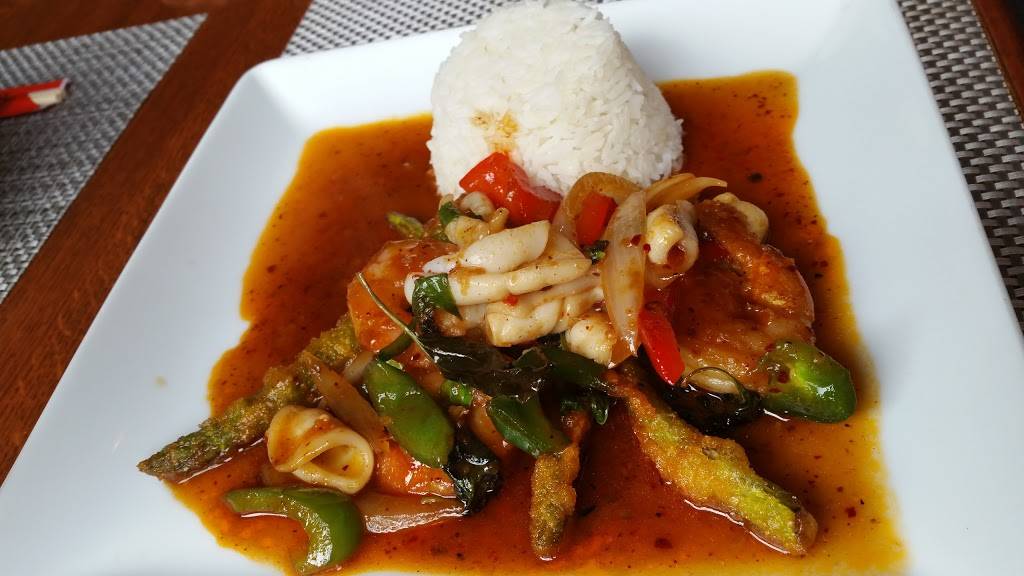Ruan Thai Cuisine | restaurant | 26 Towne Dr, Bluffton, SC 29910, USA | 8437579479 OR +1 843-757-9479