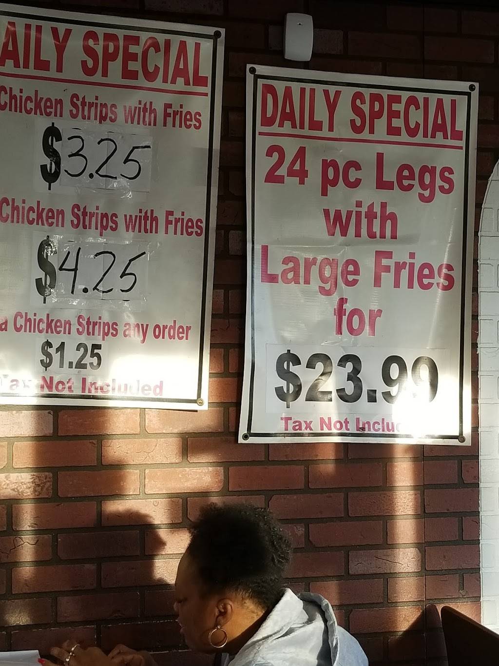 Harolds Chicken Shack | restaurant | 10259 S Halsted St, Chicago, IL 60628, USA | 7738819240 OR +1 773-881-9240