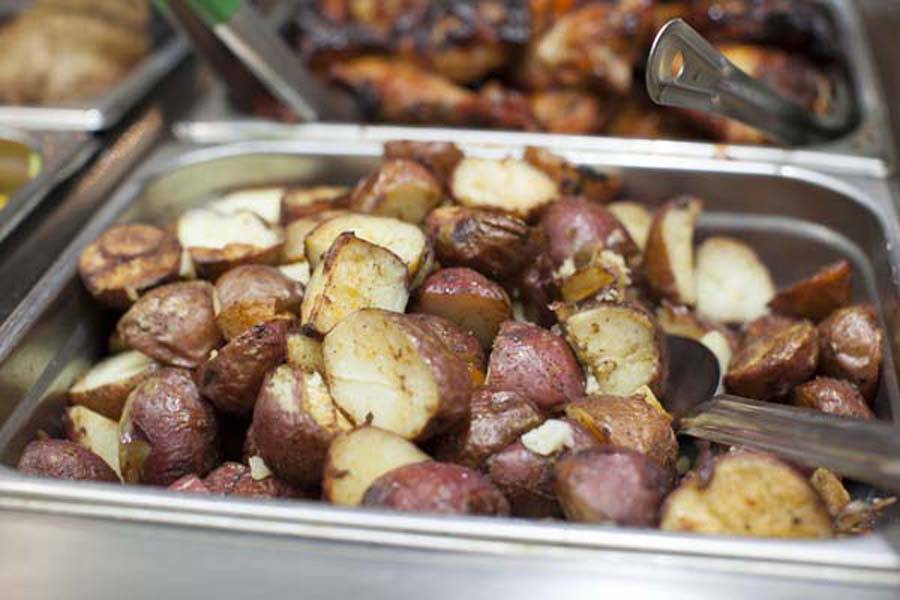 Zorns | restaurant | 2495 Merrick Rd, Bellmore, NY 11710, USA | 5168268000 OR +1 516-826-8000