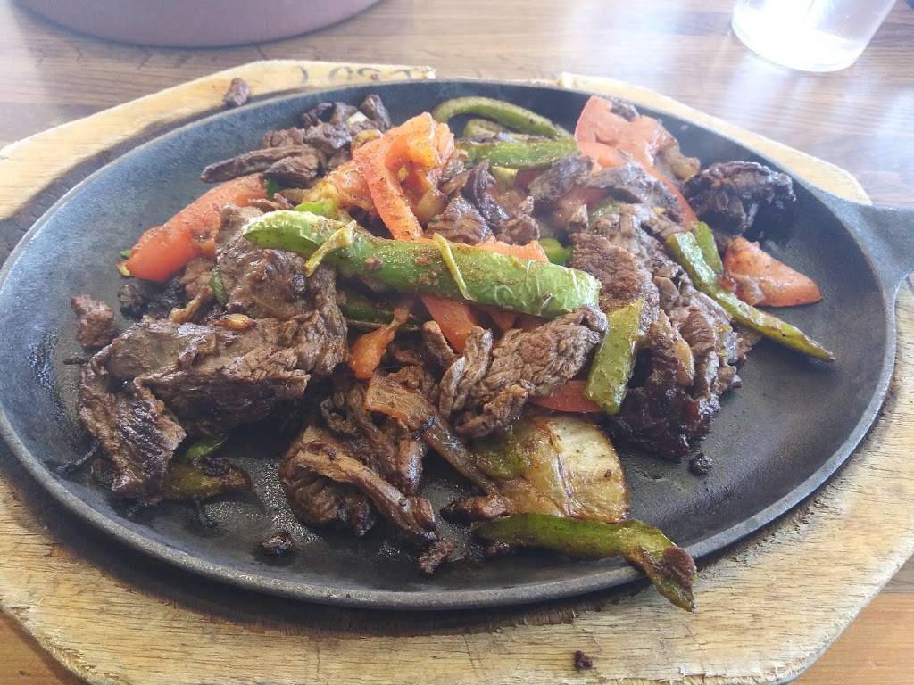 Los Tapatios | restaurant | 1001 S Interstate 35 East Service Rd, DeSoto, TX 75115, USA | 4695671000 OR +1 469-567-1000